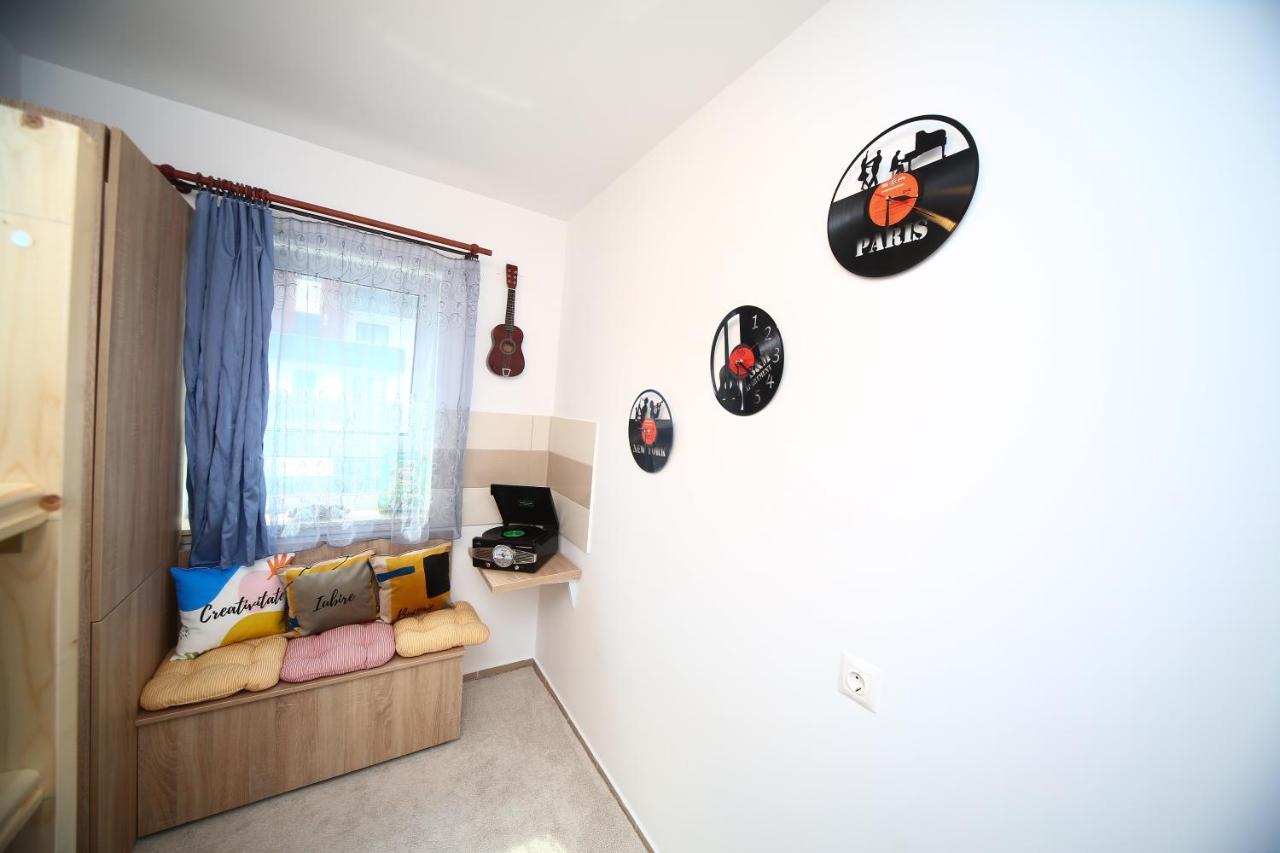 B&M Apartment Braşov Eksteriør bilde