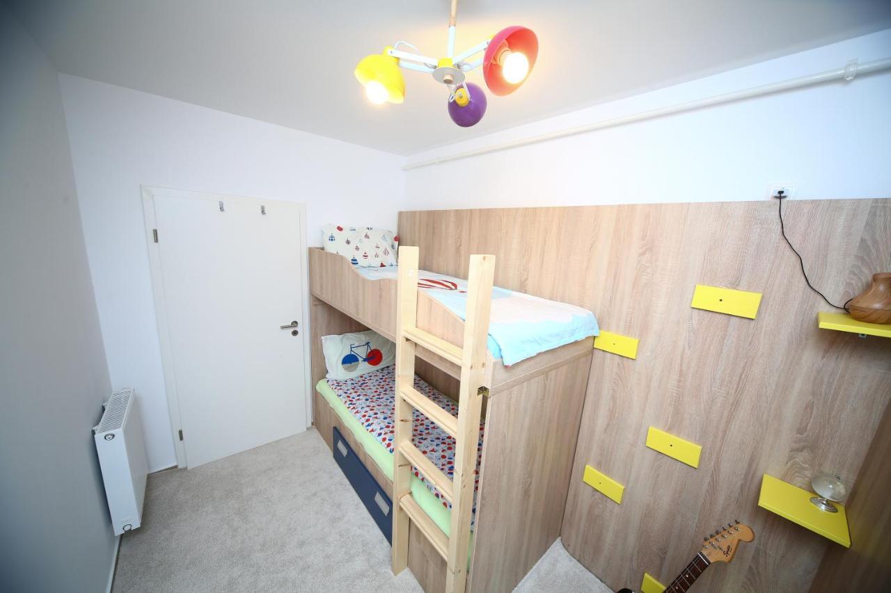 B&M Apartment Braşov Eksteriør bilde