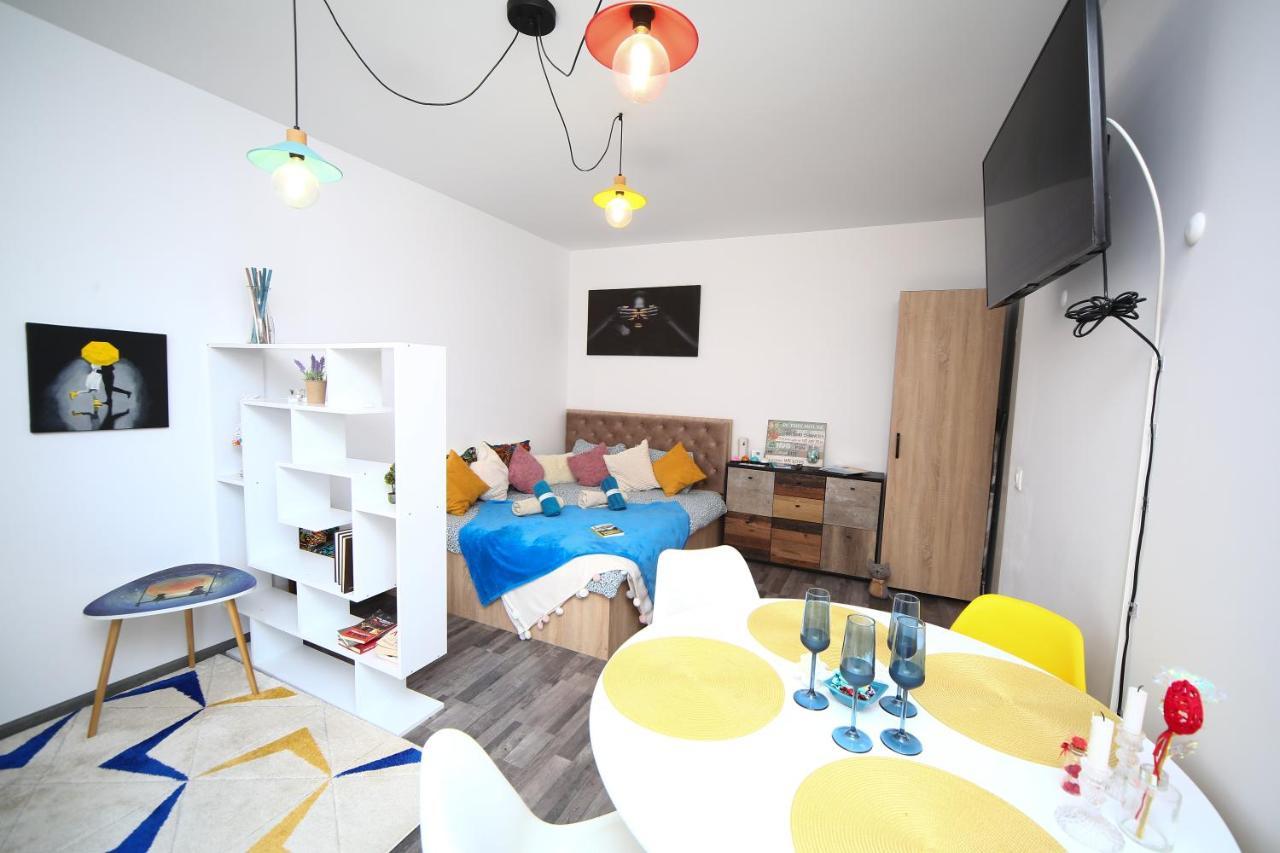B&M Apartment Braşov Eksteriør bilde