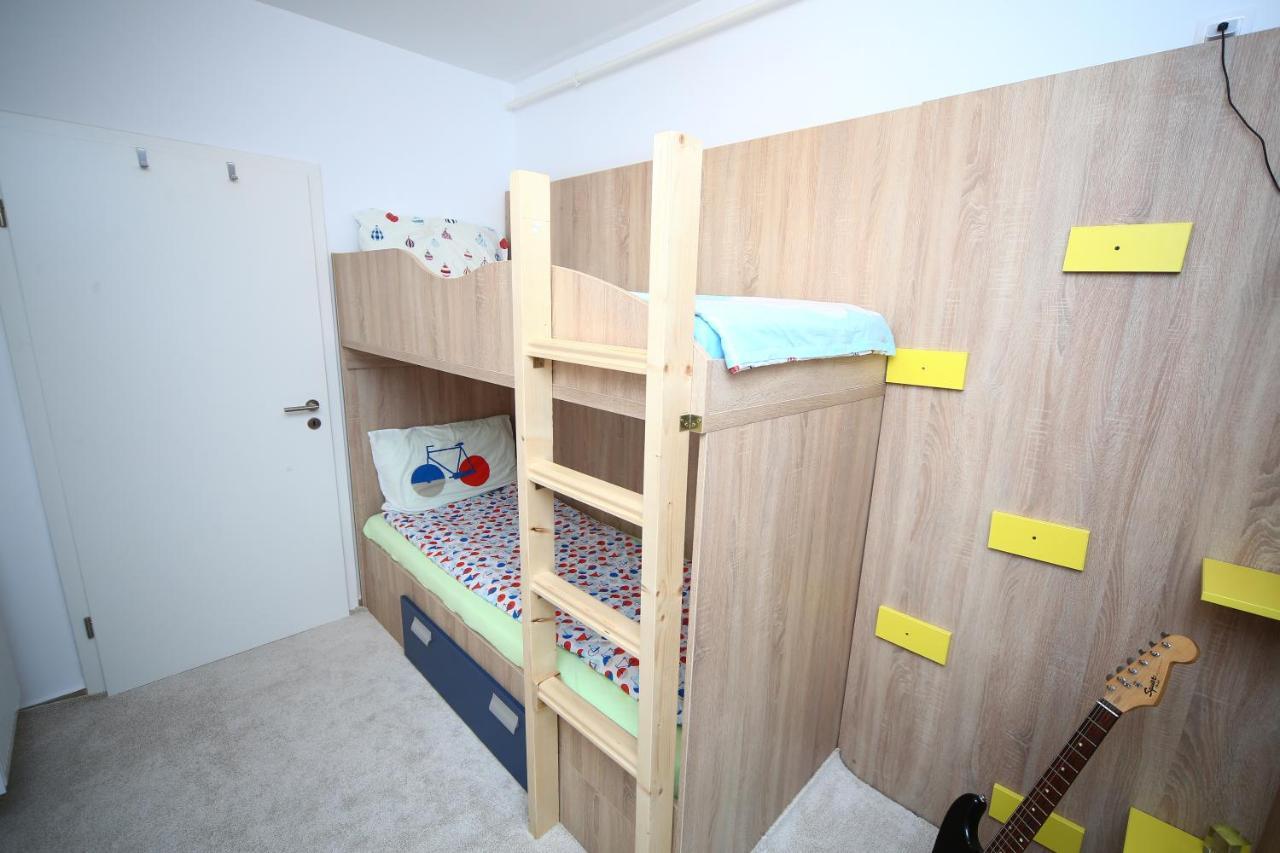 B&M Apartment Braşov Eksteriør bilde