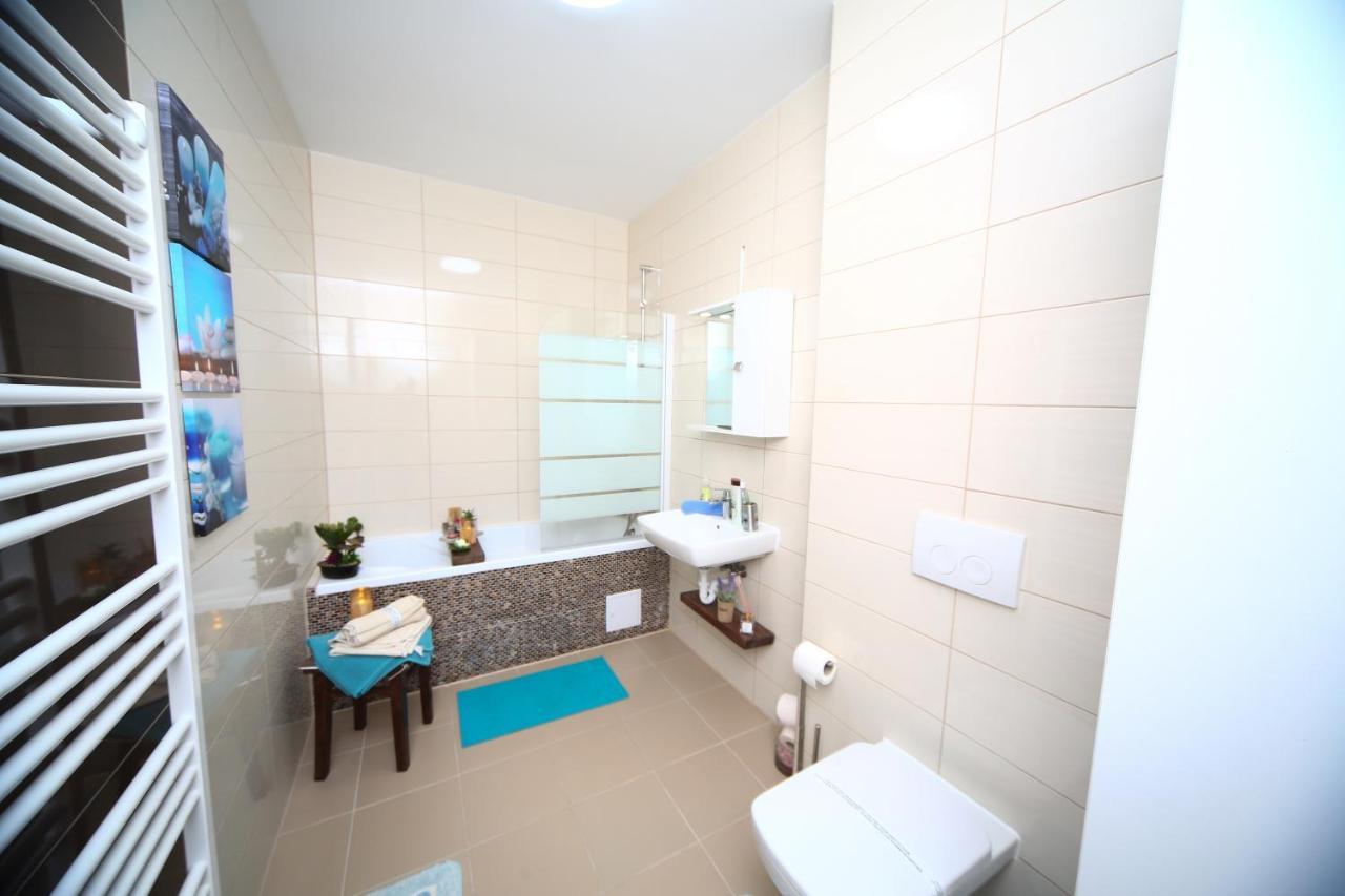 B&M Apartment Braşov Eksteriør bilde