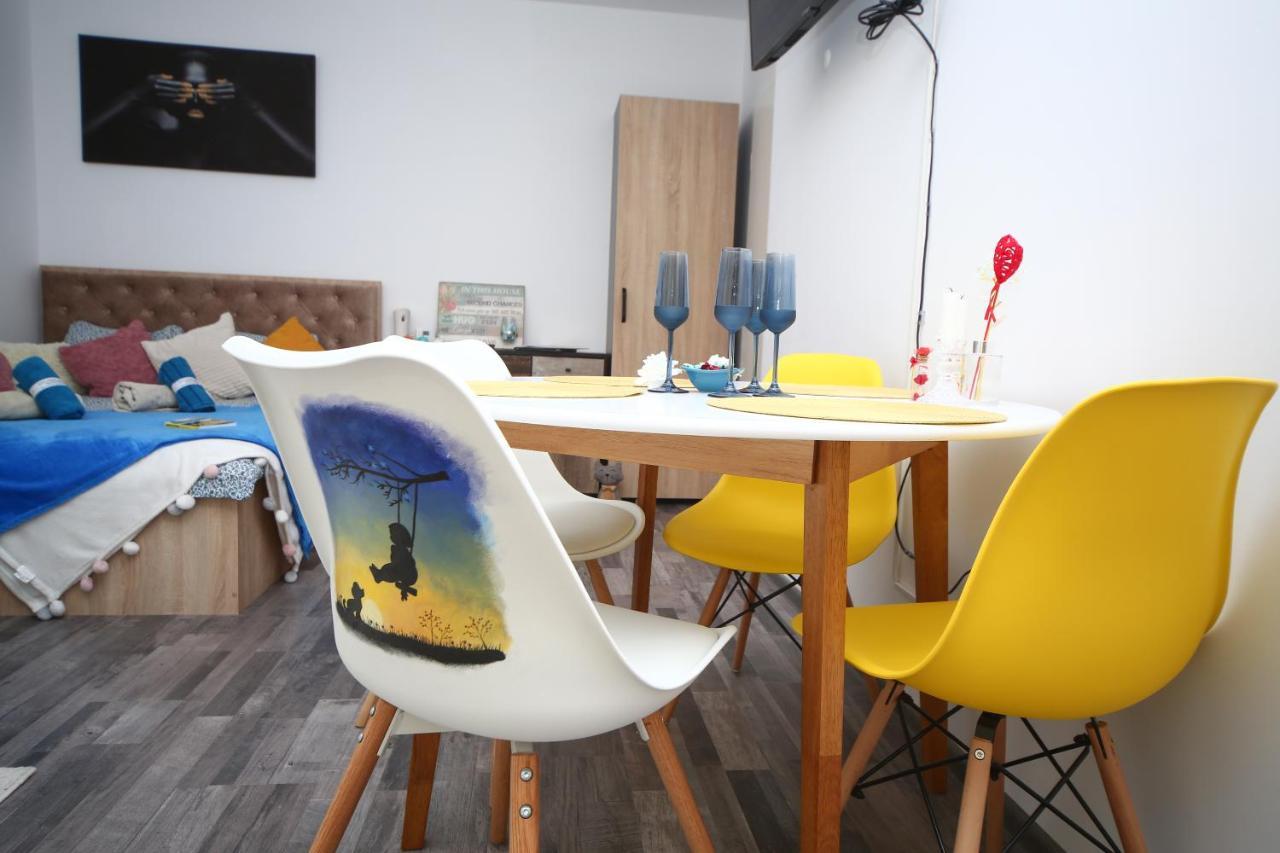 B&M Apartment Braşov Eksteriør bilde