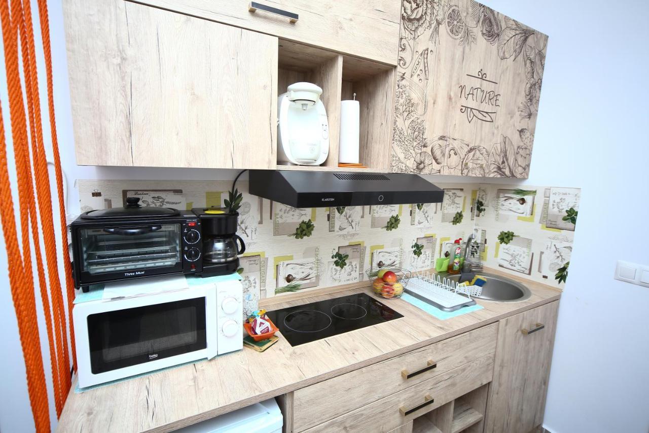 B&M Apartment Braşov Eksteriør bilde