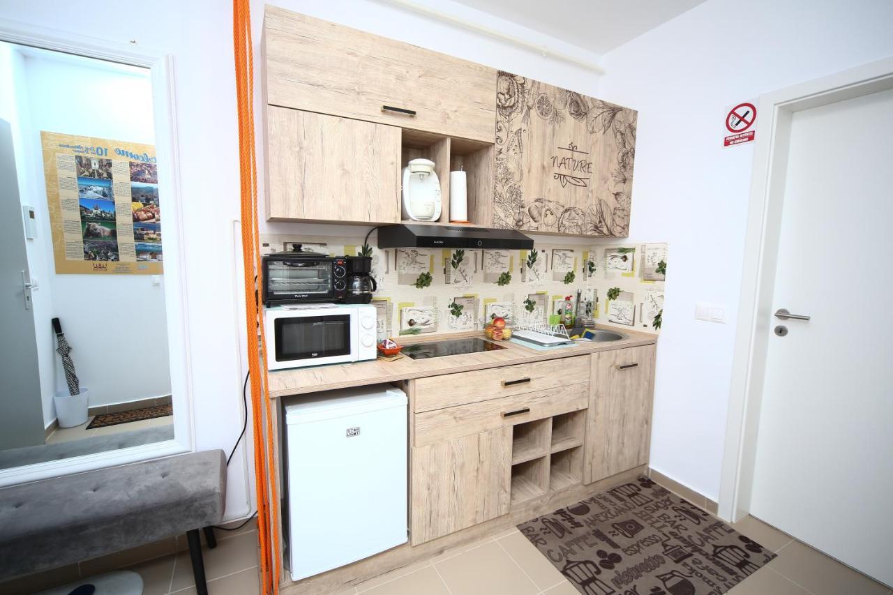 B&M Apartment Braşov Eksteriør bilde